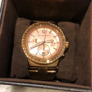 MICHAEL KORS GOLD WATCH- may need new batteries!
